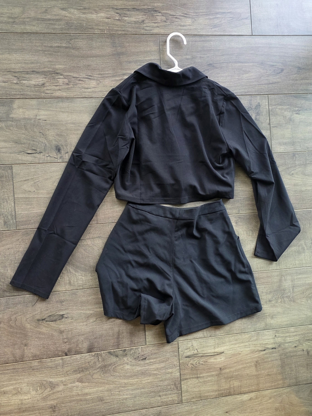 Hip Hop Dance Costume - Cropped Black Jacket & Shorts (SA) - Picture 2 of 4